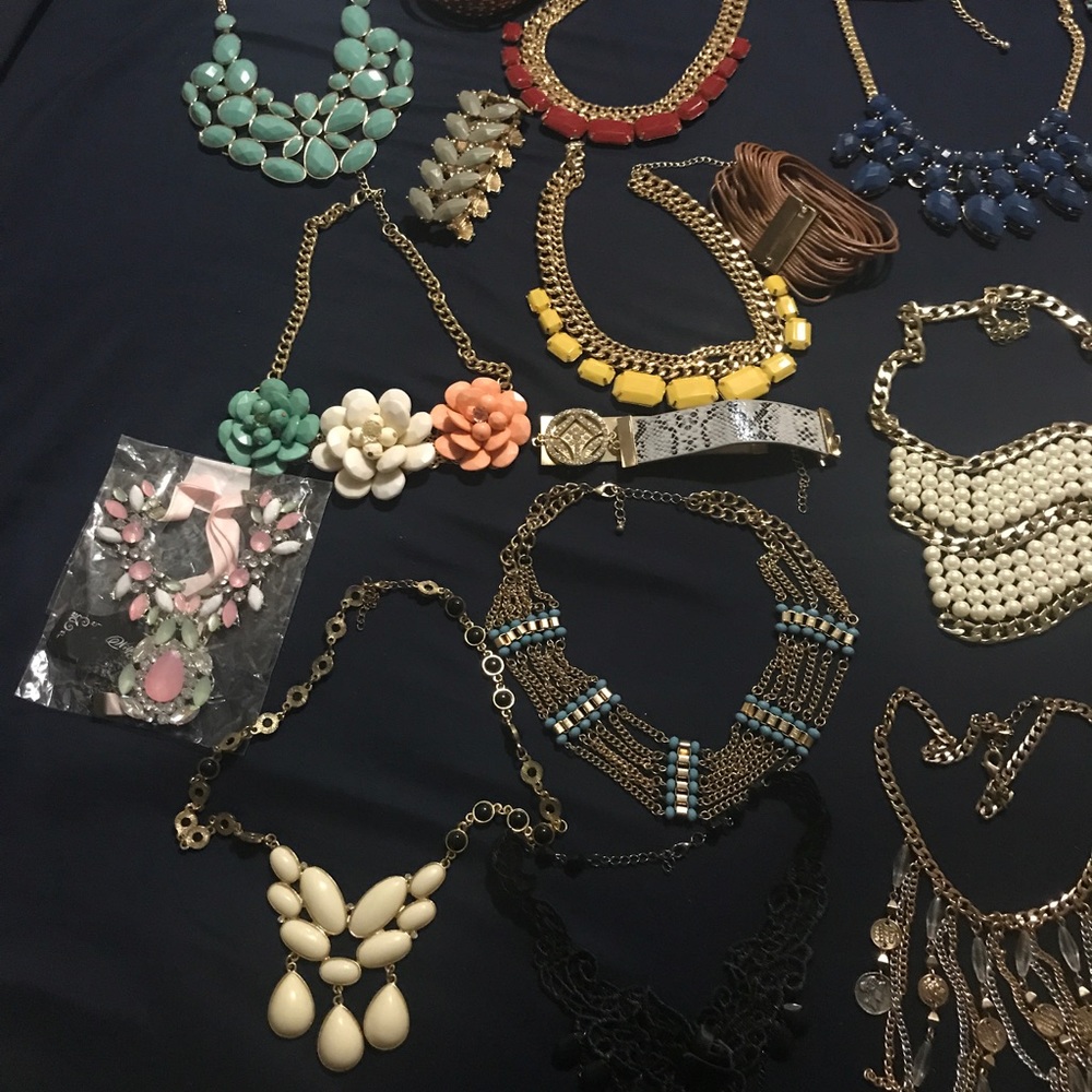 Necklace set - Picture 3 of 4